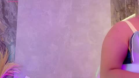 hannaprada1 online show from 02-11-26, 11:48