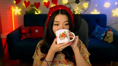 Snapshot of hannarosie chatting on 02-25-25, 08:41 hannarosie online show from 02-25-25, 08:41