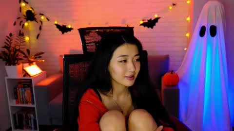 Snapshot of hannarosie chatting on 10-19-25, 07:14 hannarosie online show from 10-19-25, 07:14