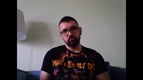 Snapshot of hannasekar chatting on 10-27-25, 09:02 hannasekar online show from 10-27-25, 09:02