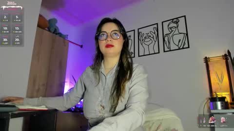   hannasofia x        Schedule 700 -1400GTM-5 online show from 01-13-26, 02:11