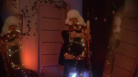 Hanna online show from 12-25-24, 12:48