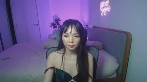 Snapshot of hannavibe chatting on 03-19-26, 09:24 HannaVibe online show from 03-19-26, 09:24
