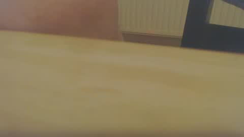 Snapshot of hannes_k chatting on 10-18-25, 12:02 hannes_k online show from 10-18-25, 12:02