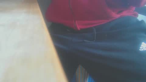 Snapshot of hannes_k chatting on 11-29-25, 10:29 hannes_k online show from 11-29-25, 10:29