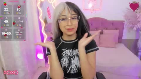 HANNI  online show from 12-22-25, 11:40