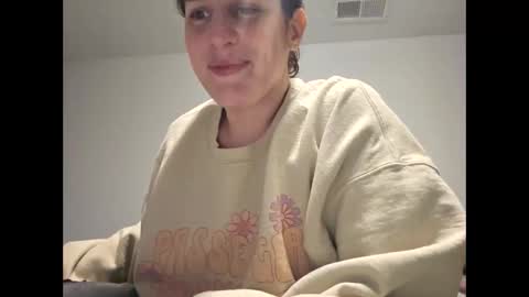 Snapshot of hannukahhottie chatting on 09-27-25, 05:23 Sabrina online show from 09-27-25, 05:23