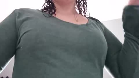 Sabrina online show from 02-19-26, 05:42