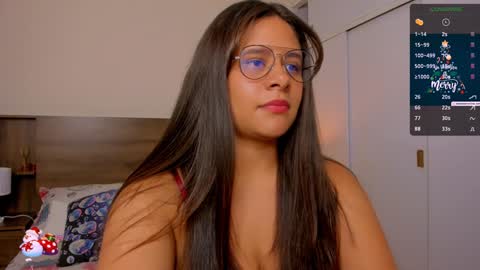 Snapshot of hanny_13 chatting on 12-29-24, 02:17 taylor live online show from 12-29-24, 02:17