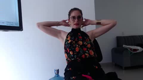 Snapshot of hanny_333 chatting on 12-19-24, 05:50 hanny_333 online show from 12-19-24, 05:50