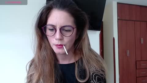 Snapshot of hanny_333 chatting on 12-21-24, 09:15 hanny_333 online show from 12-21-24, 09:15