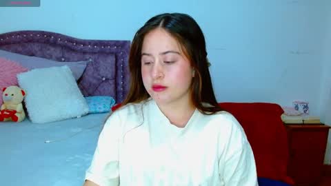Snapshot of hanssel_tess chatting on 06-05-26, 11:10 isabella online show from 06-05-26, 11:10