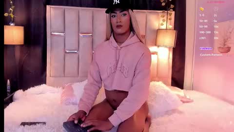 Hanzking01 online show from 11-24-25, 01:27