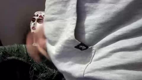 Snapshot of happydick69a chatting on 12-15-25, 09:13 happydick69a online show from 12-15-25, 09:13