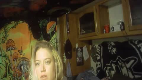 happygirl4444 online show from 03-18-26, 07:50