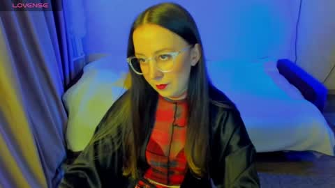 Stephanie online show from 05-27-26, 08:50