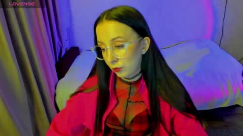 Stephanie online show from 06-02-26, 07:05