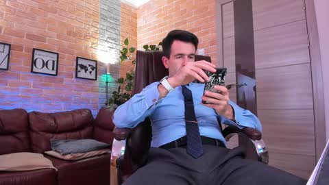 Steve online show from 01-26-25, 12:22