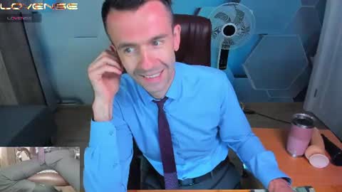 Snapshot of hard_and_juici chatting on 06-24-26, 09:30 Steve online show from 06-24-26, 09:30
