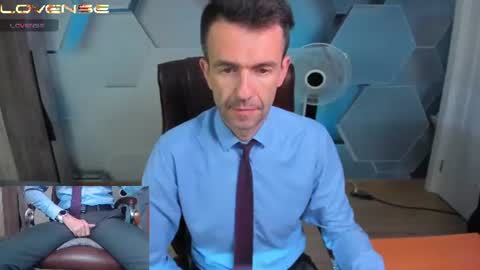 Snapshot of hard_and_juici chatting on 07-02-26, 05:02 Steve online show from 07-02-26, 05:02