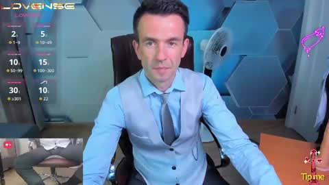 Snapshot of hard_and_juici chatting on 07-14-26, 10:21 Steve online show from 07-14-26, 10:21