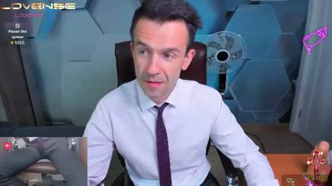 Snapshot of hard_and_juici chatting on 07-17-26, 03:35 Steve online show from 07-17-26, 03:35