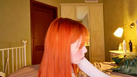 Molly and BaldMan online show from 05-12-26, 08:50