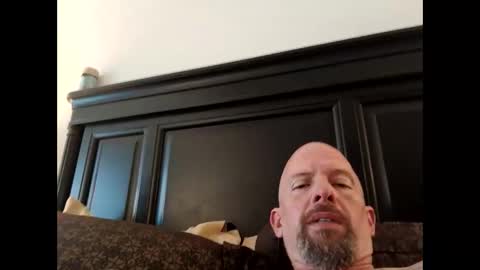 Snapshot of hard_insomnia chatting on 03-26-26, 09:31 HornyHubby online show from 03-26-26, 09:31