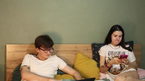 Emily and David online show from 12-25-24, 05:26