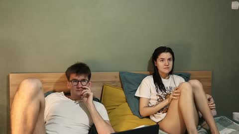 Emily and David online show from 01-08-25, 05:16