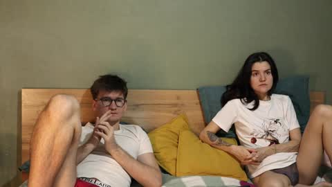 Emily and David online show from 01-12-25, 04:42