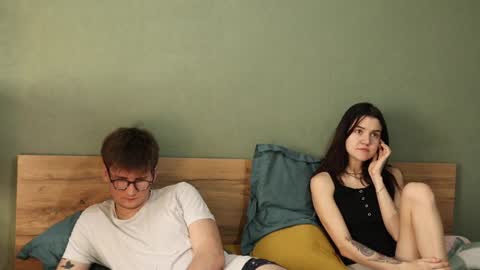 Emily and David online show from 01-26-25, 04:41