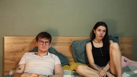 Emily and David online show from 02-02-25, 05:10