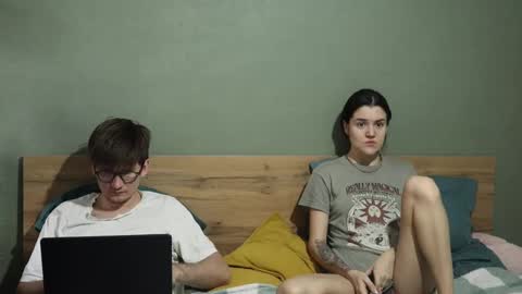 Emily and David online show from 02-22-25, 05:12