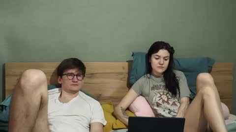 Emily and David online show from 03-07-25, 04:35