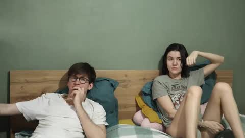 Emily and David online show from 03-12-25, 04:51