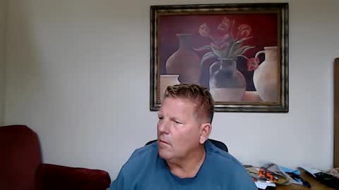 Steele and Cassie online show from 04-26-26, 01:03