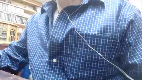 Snapshot of hardbuns chatting on 12-23-24, 04:17 Brad online show from 12-23-24, 04:17