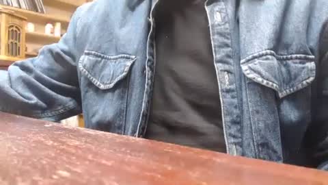 Snapshot of hardbuns chatting on 01-25-25, 03:52 Brad online show from 01-25-25, 03:52