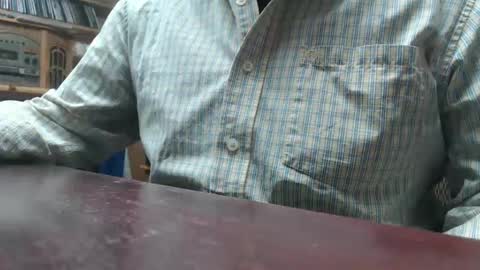 Snapshot of hardbuns chatting on 02-14-25, 04:09 Brad online show from 02-14-25, 04:09