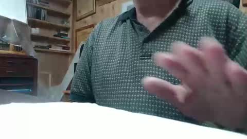 Snapshot of hardbuns chatting on 09-11-25, 03:56 Brad online show from 09-11-25, 03:56