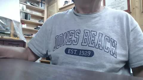 Snapshot of hardbuns chatting on 09-20-25, 08:15 Brad online show from 09-20-25, 08:15