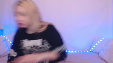 Emily online show from 09-25-25, 10:13