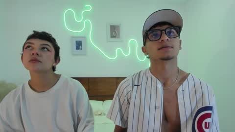 kade and demi independent models online show from 02-10-26, 11:09