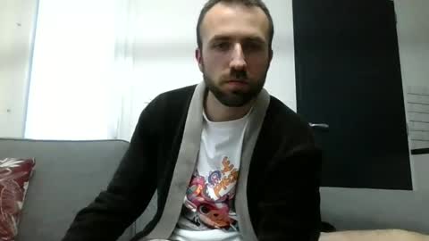 Mika online show from 04-03-26, 06:28