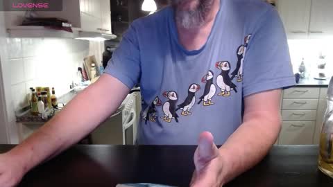 MrLazy online show from 11-15-25, 05:42