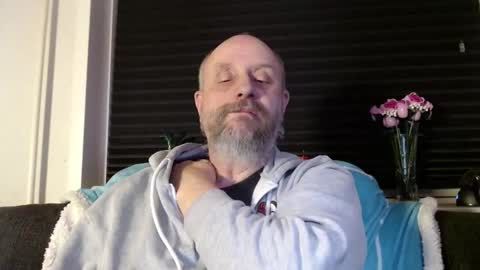 MrLazy online show from 02-12-26, 11:55