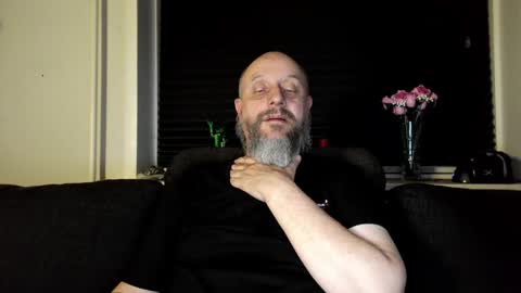 MrLazy online show from 04-18-26, 03:32