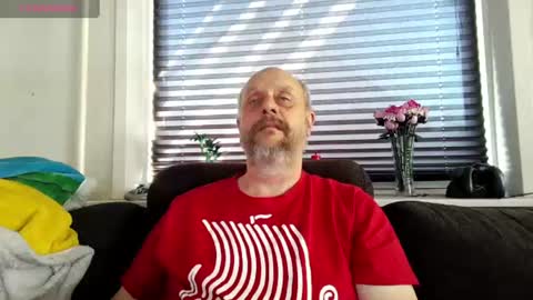 Snapshot of hardmrlazy chatting on 07-09-26, 02:10 MrLazy online show from 07-09-26, 02:10