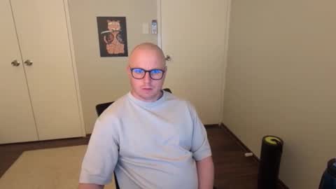 Stand Lee online show from 10-22-25, 09:03